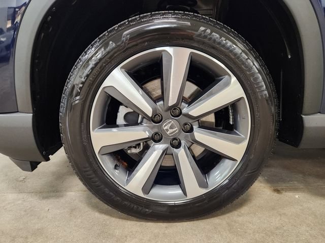 Used 2024 Honda Pilot Touring image 10