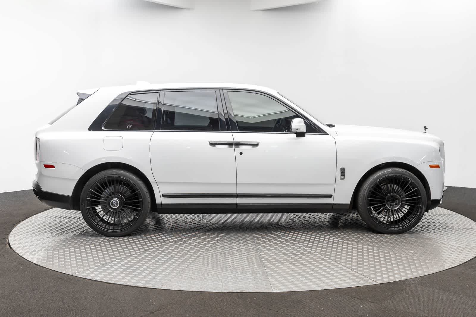 Used 2020 Rolls-Royce Cullinan AWD/4WD image 60