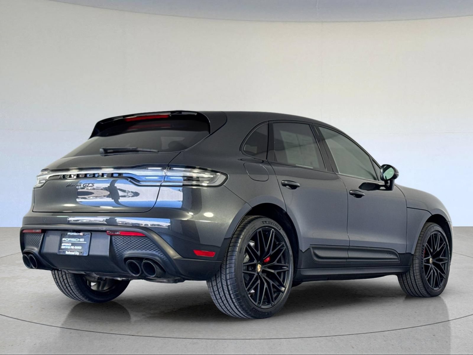 Certified 2024 Porsche Macan GTS AWD/4WD image 8