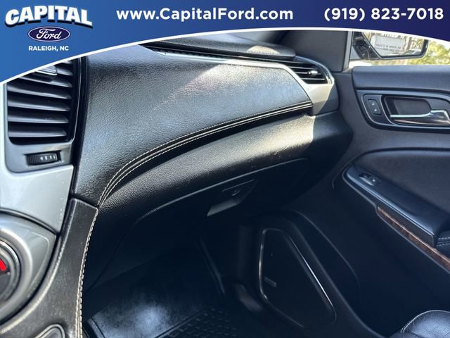 Used 2015 Chevrolet Suburban LTZ image 27