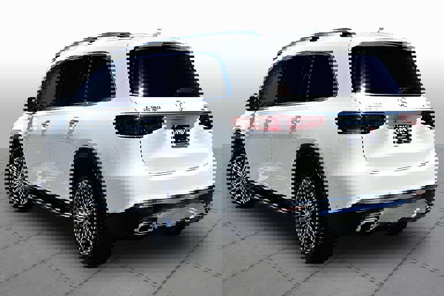 Used 2021 Mercedes-Benz GLS 450 4MATIC image 12