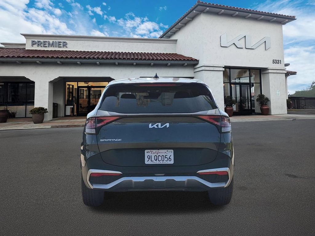 Certified 2024 Kia Sportage LX FWD image 7