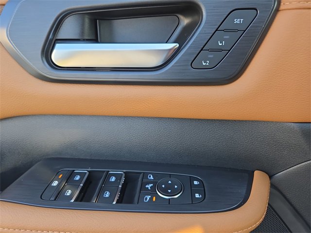 New 2026 Nissan Armada SL w/ Captain's Chari Seat Package image 35