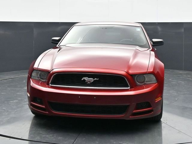 Used 2014 Ford Mustang Coupe RWD image 2