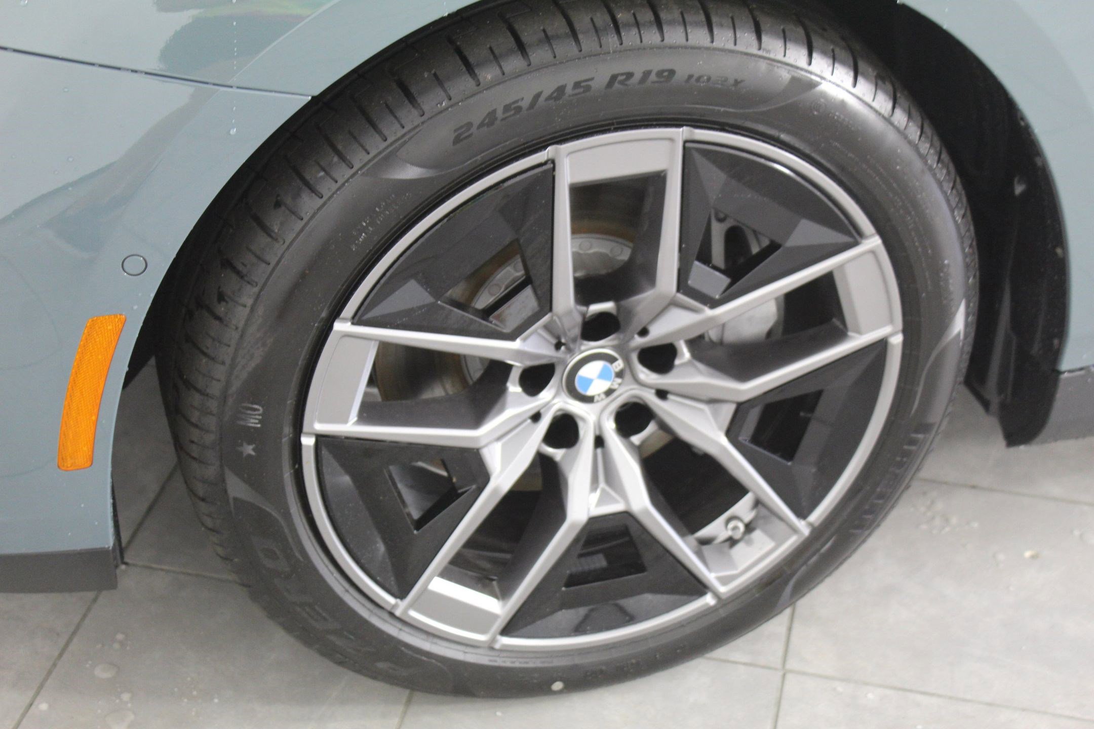 Used 2026 BMW i5 eDrive40 image 23