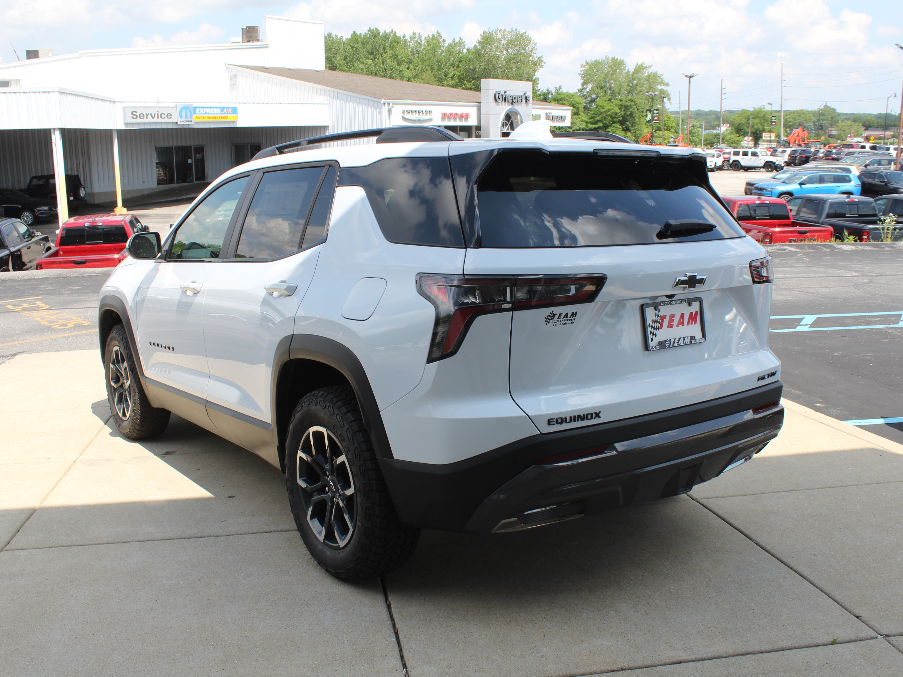 New 2026 Chevrolet Equinox ACTIV FWD image 5