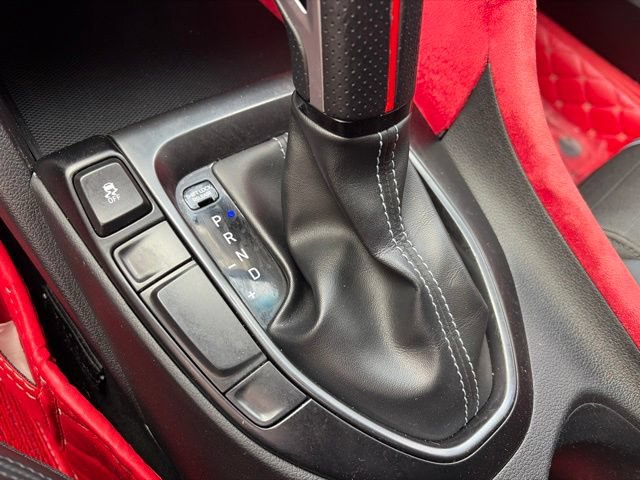 Used 2022 Hyundai Veloster N FWD image 12