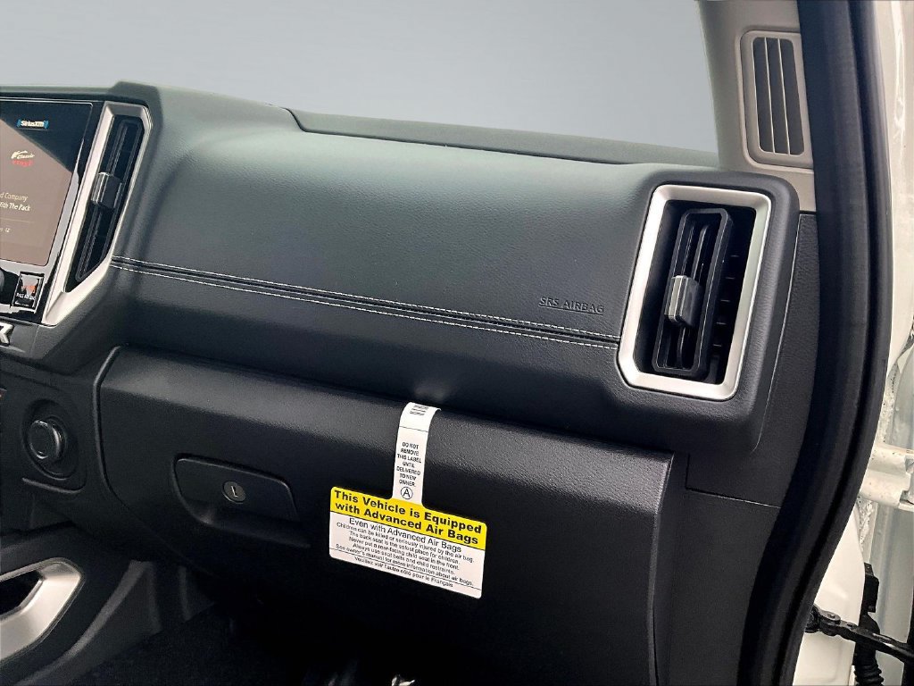 New 2026 Nissan Frontier SV w/ SV Convenience Package AWD/4WD image 32