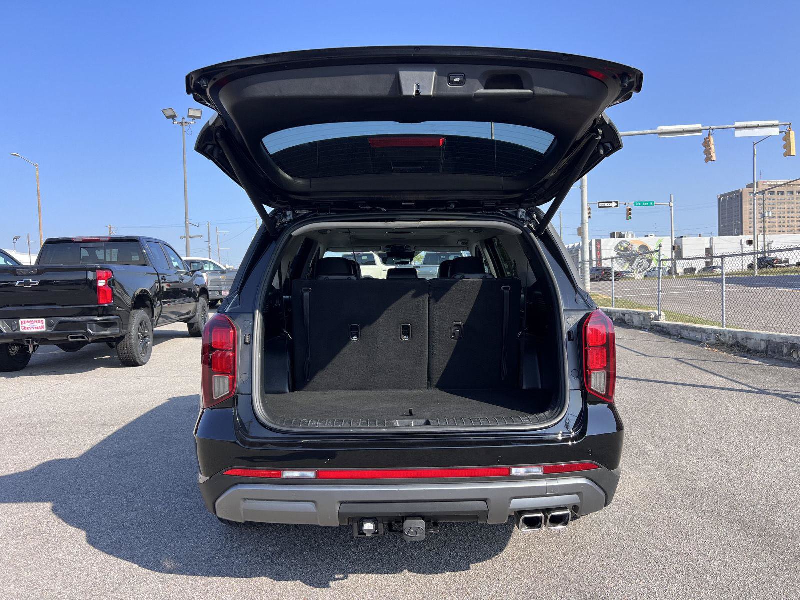 Used 2024 Hyundai Palisade SEL FWD image 37