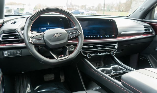 Used 2024 Chevrolet Traverse RS w/ LPO, Floor Liner Package image 14