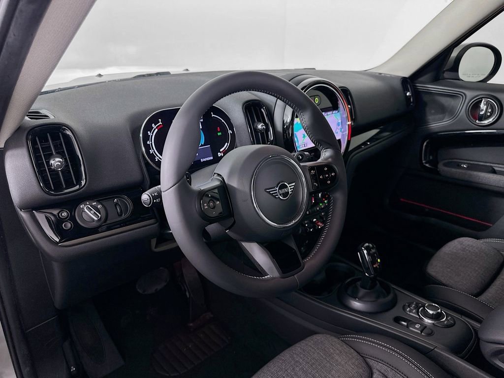 Certified 2024 MINI Cooper Countryman S FWD image 9
