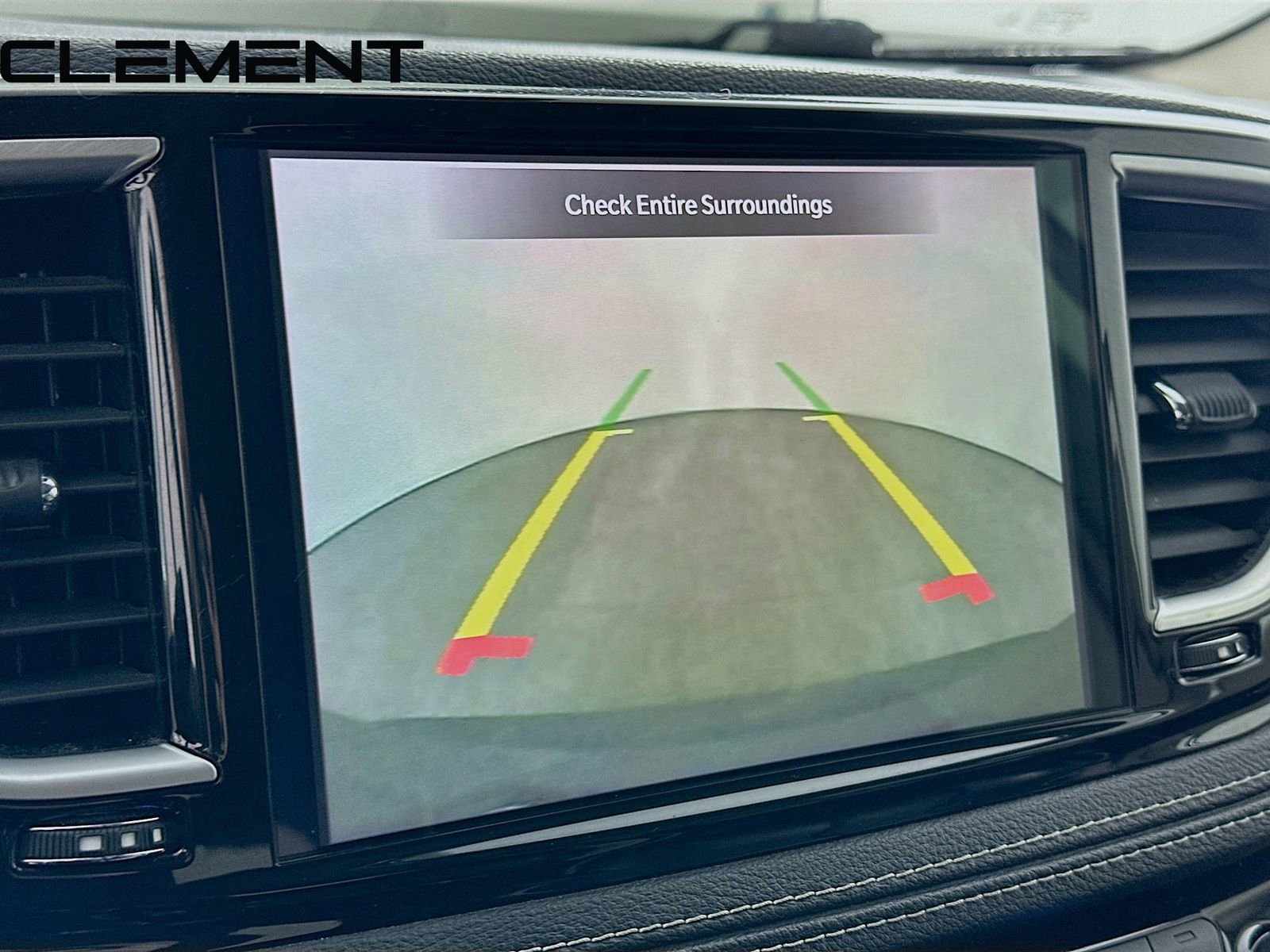 Used 2023 Chrysler Pacifica Limited image 20