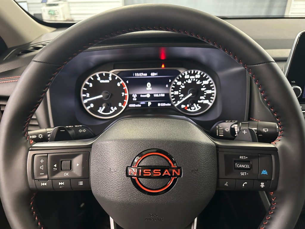 Used 2026 Nissan Rogue SV AWD/4WD image 10