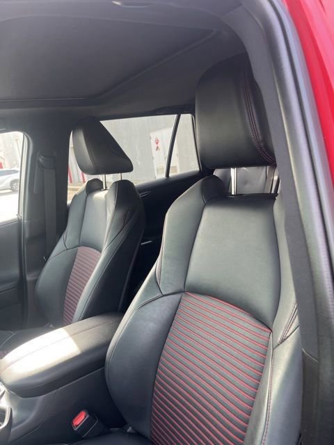 Used 2021 Toyota RAV4 XSE w/ Weather Package AWD/4WD image 11