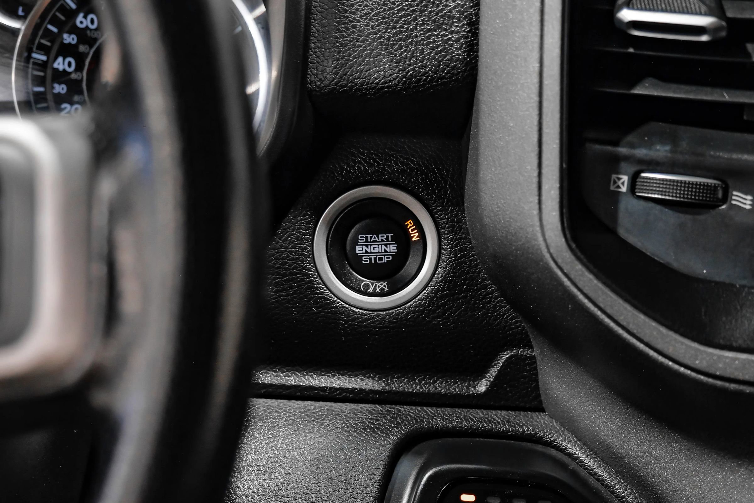 Used 2022 RAM 2500 Tradesman image 27