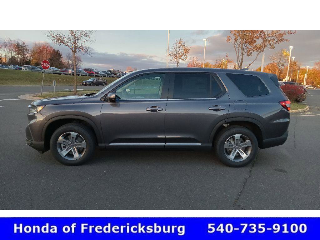 Certified 2025 Honda Pilot EX-L image 4