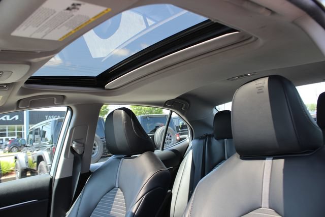 Used 2021 Toyota Camry SE AWD/4WD image 21