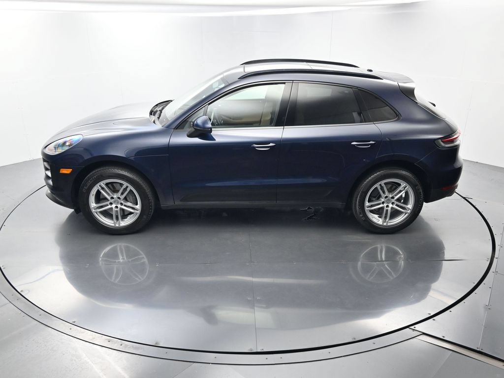 Certified 2020 Porsche Macan S AWD/4WD image 35