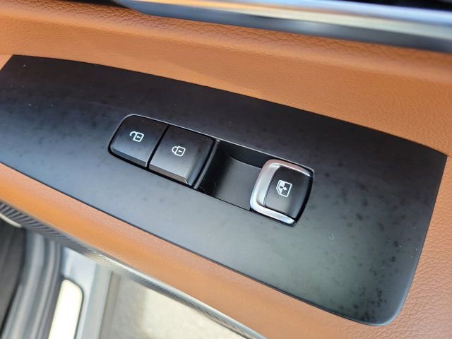 Used 2024 Kia Telluride SX Prestige X-Pro AWD/4WD image 9