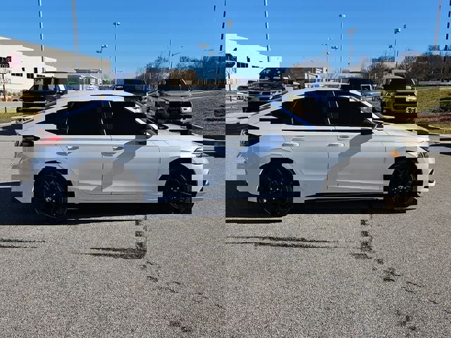 Used 2024 Honda Civic Sport image 6