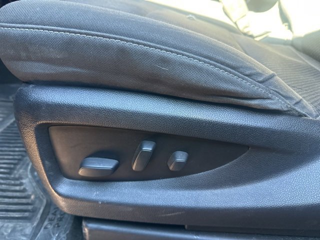 Used 2018 Chevrolet Silverado 1500 LT w/ Texas Edition image 13