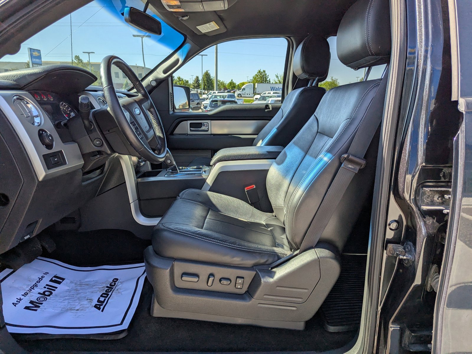 Used 2014 Ford F150 FX4 w/ Equipment Group 402A Luxury AWD/4WD image 12