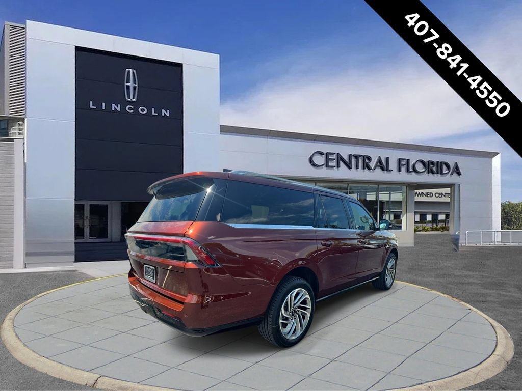 New 2027 Lincoln Navigator L Reserve RWD image 2