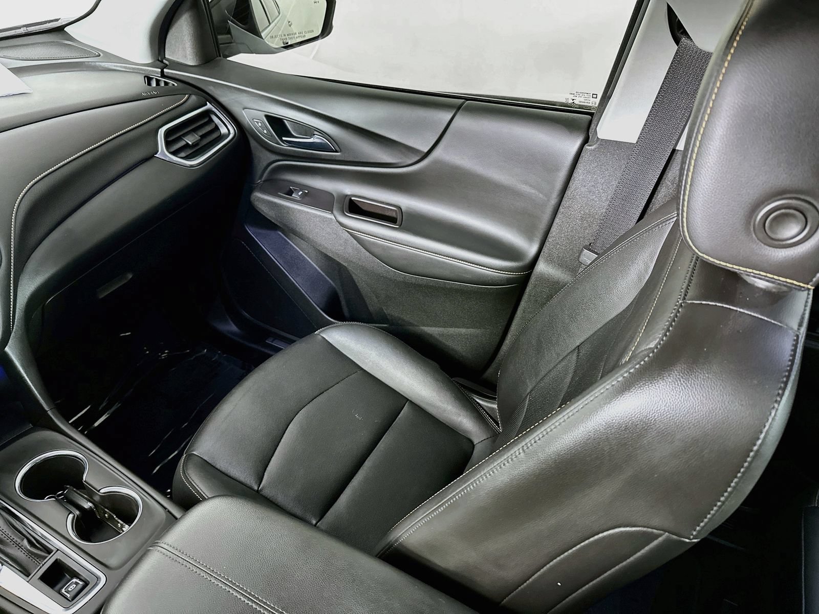 Used 2021 Chevrolet Equinox Premier AWD/4WD image 24