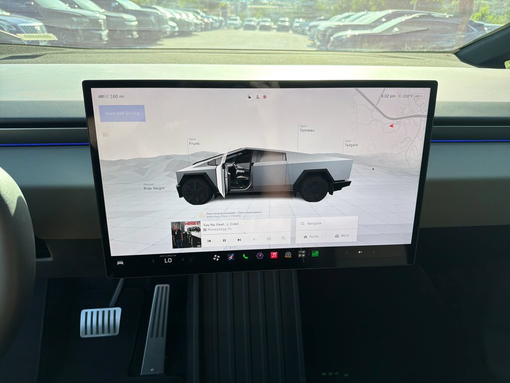 Used 2024 Tesla Cybertruck AWD Crew Cab image 26