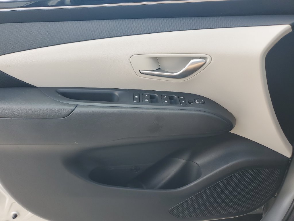 Used 2024 Hyundai Tucson SEL FWD image 18