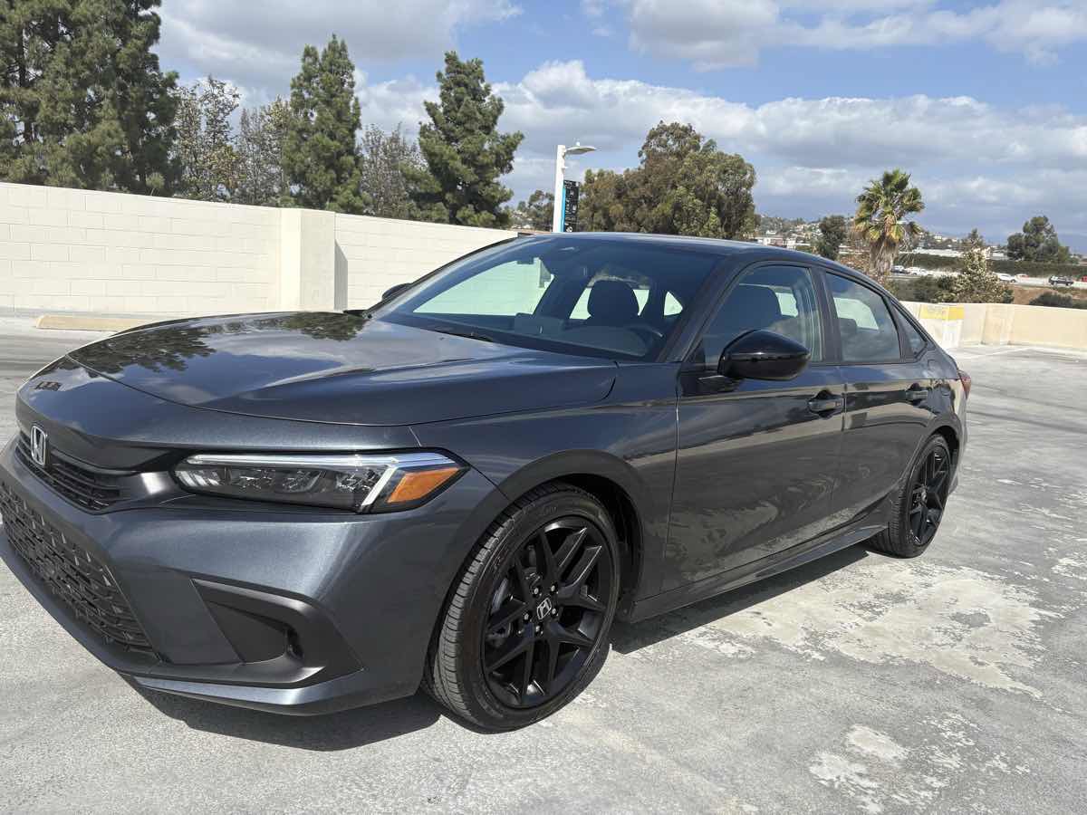 Used 2024 Honda Civic Sport image 6