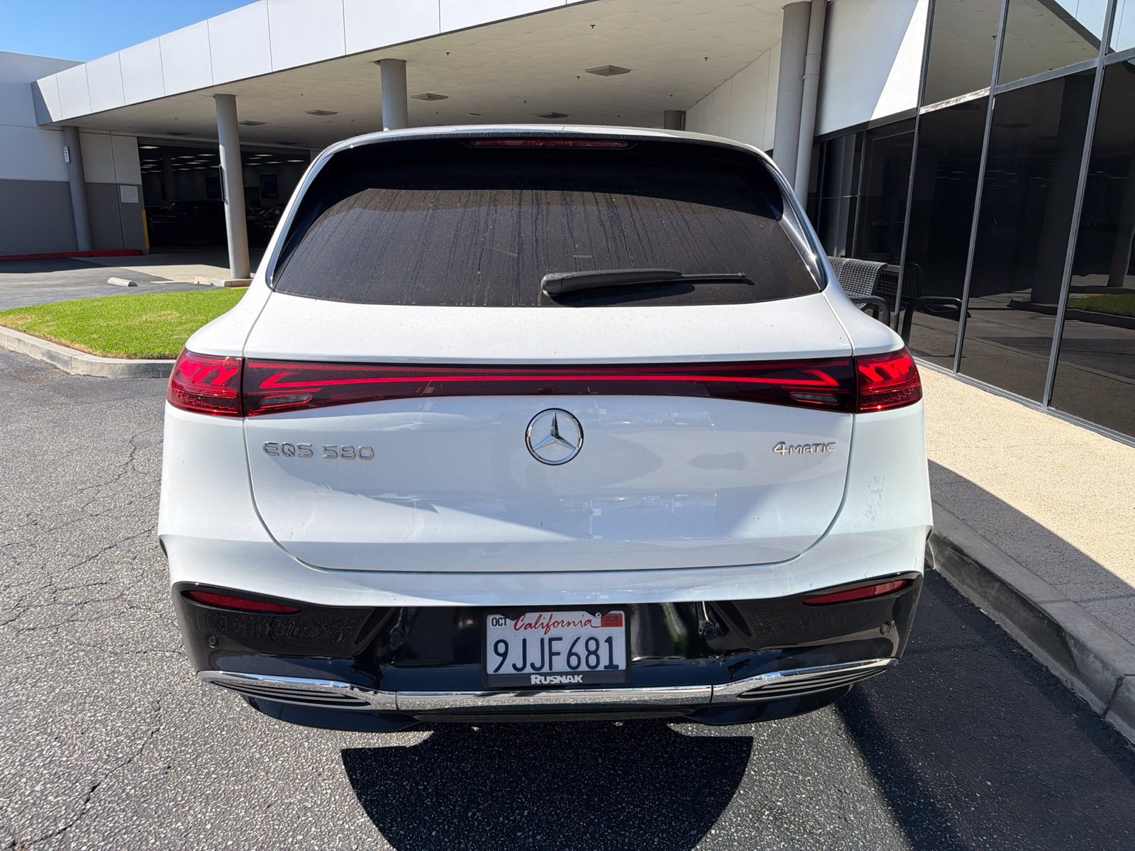 Used 2023 Mercedes-Benz EQS 580 4MATIC SUV image 5