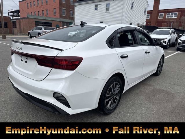 Used 2024 Kia Forte LXS image 7