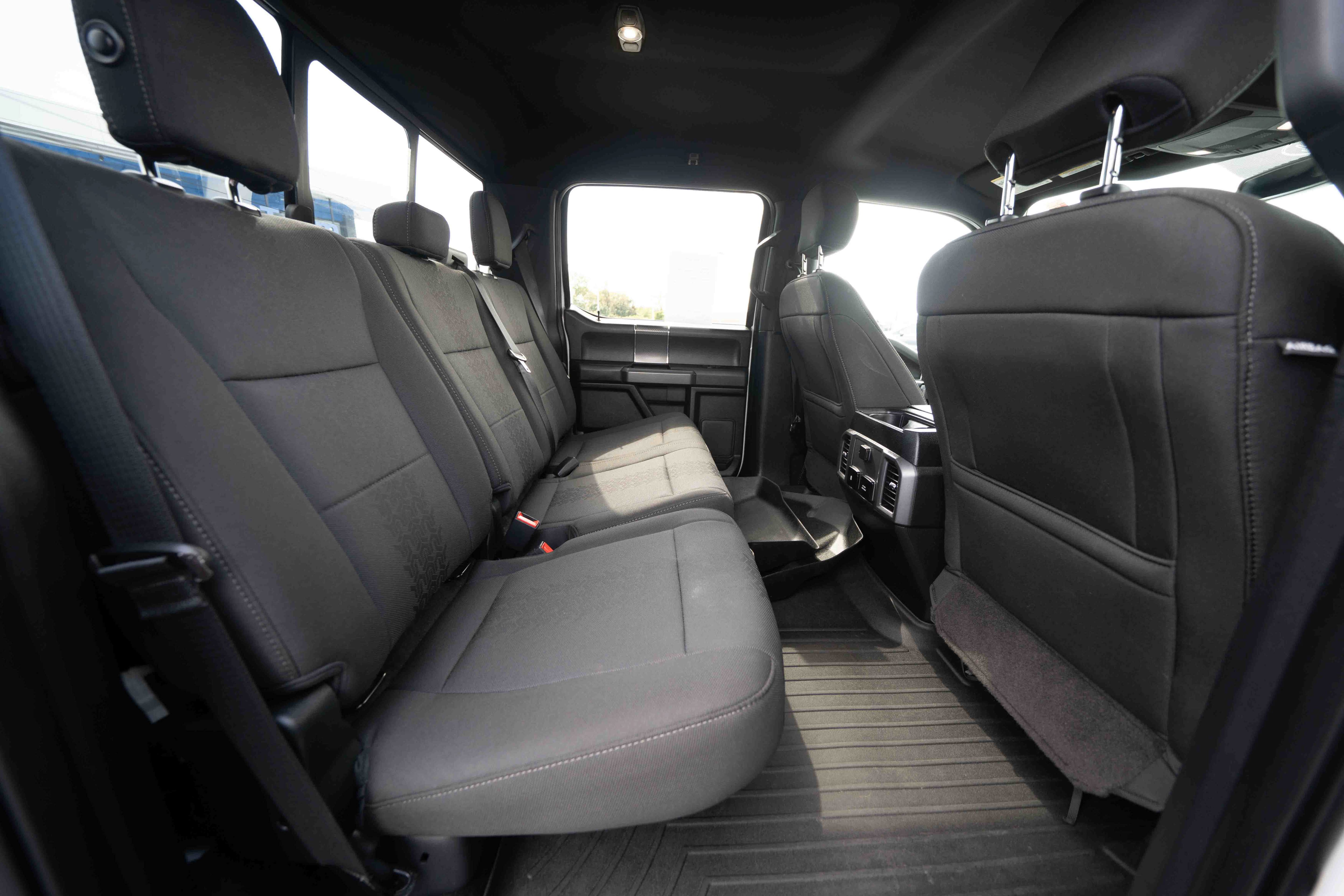 Used 2018 Ford F150 XLT w/ Equipment Group 302A Luxury AWD/4WD image 23