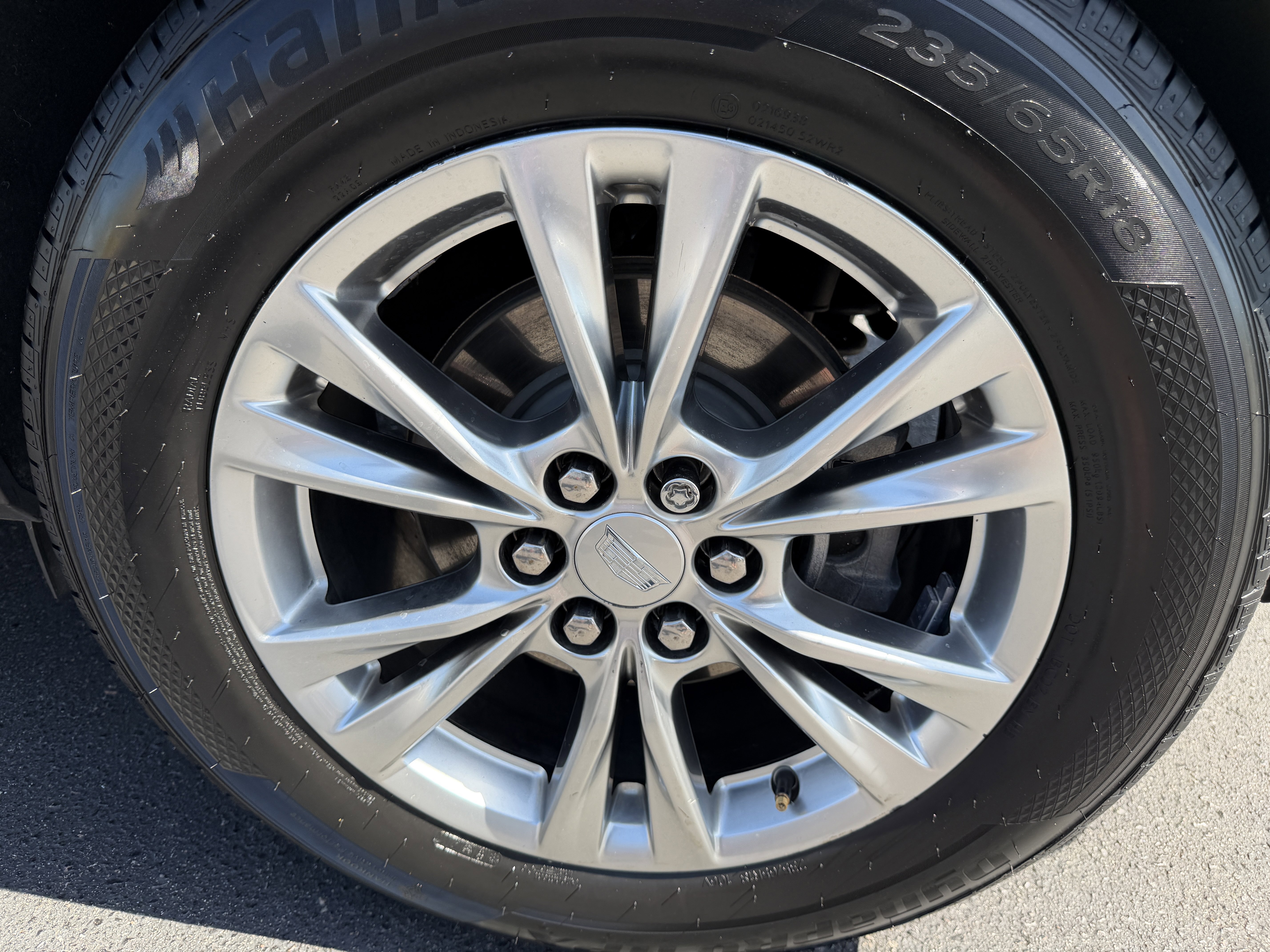 Used 2020 Cadillac XT5 Premium Luxury FWD image 32