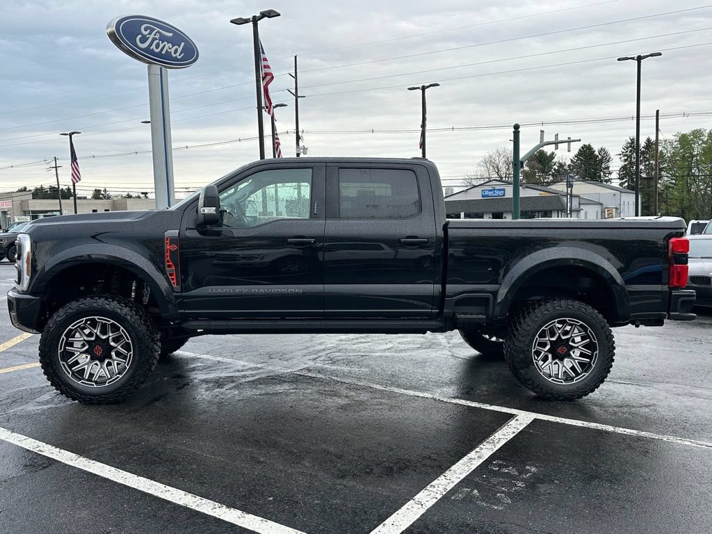 New 2026 Ford F250 Lariat w/ Black Appearance Package AWD/4WD image 2