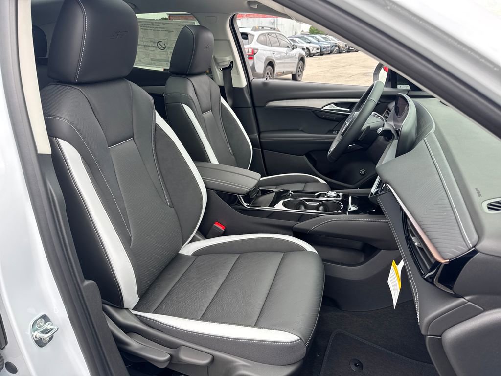 New 2026 Buick Envision Sport Touring AWD/4WD image 11