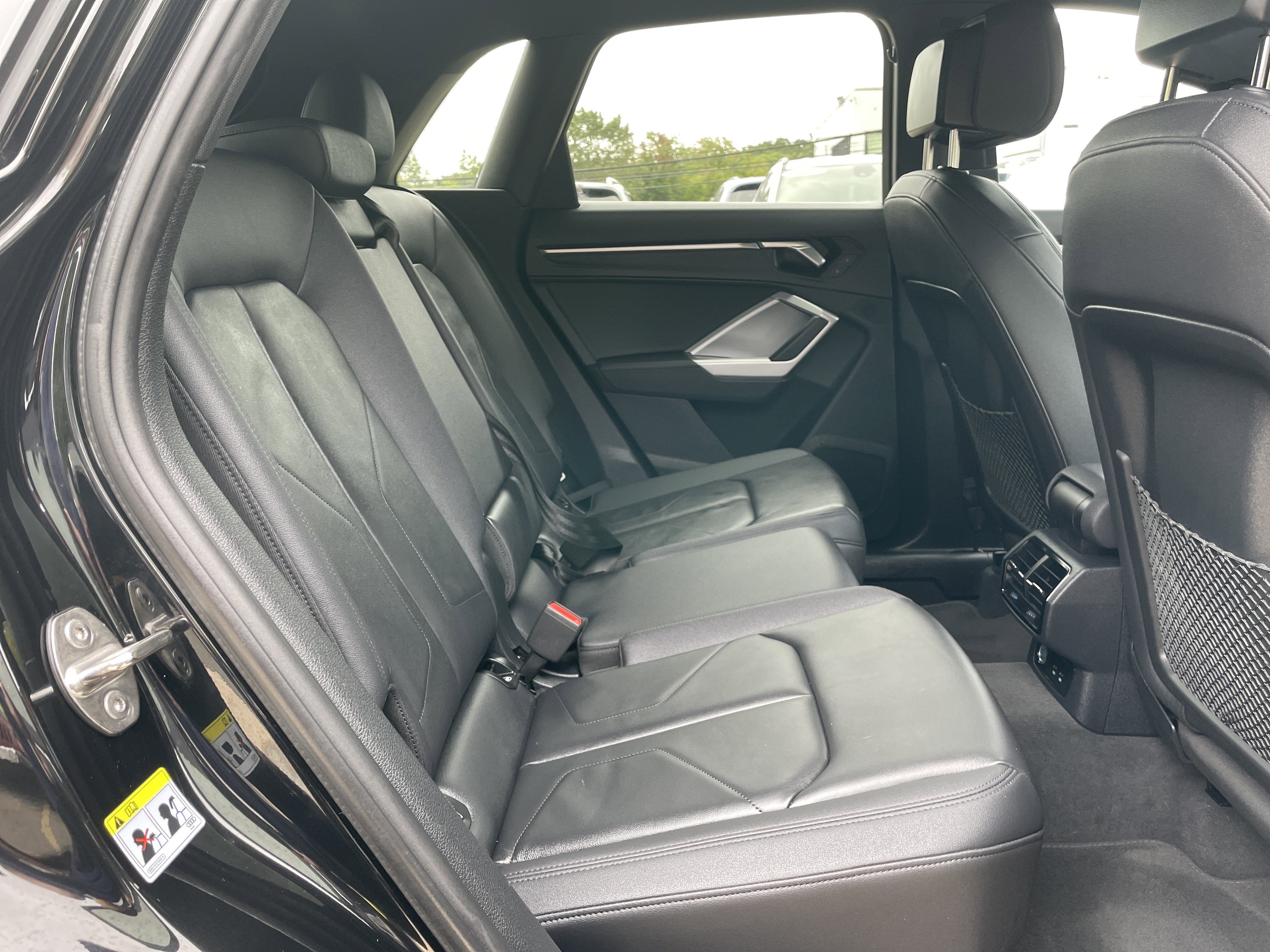 Used 2025 Audi Q3 2.0T Premium image 20