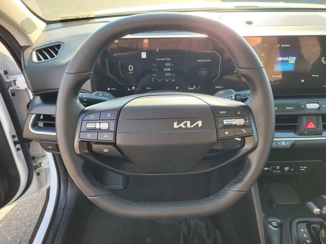 Used 2025 Kia K4 EX FWD image 18