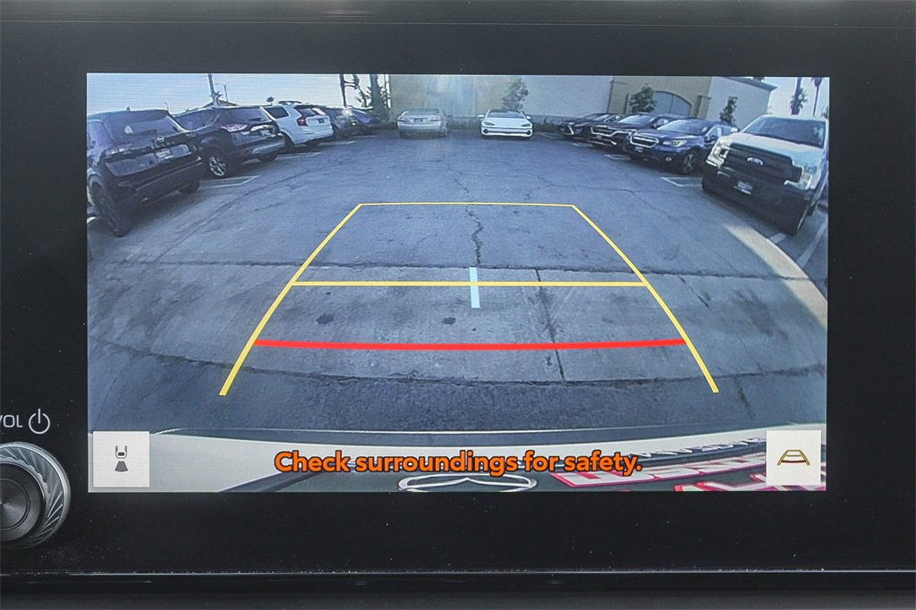 Used 2023 Toyota RAV4 XLE Premium image 24