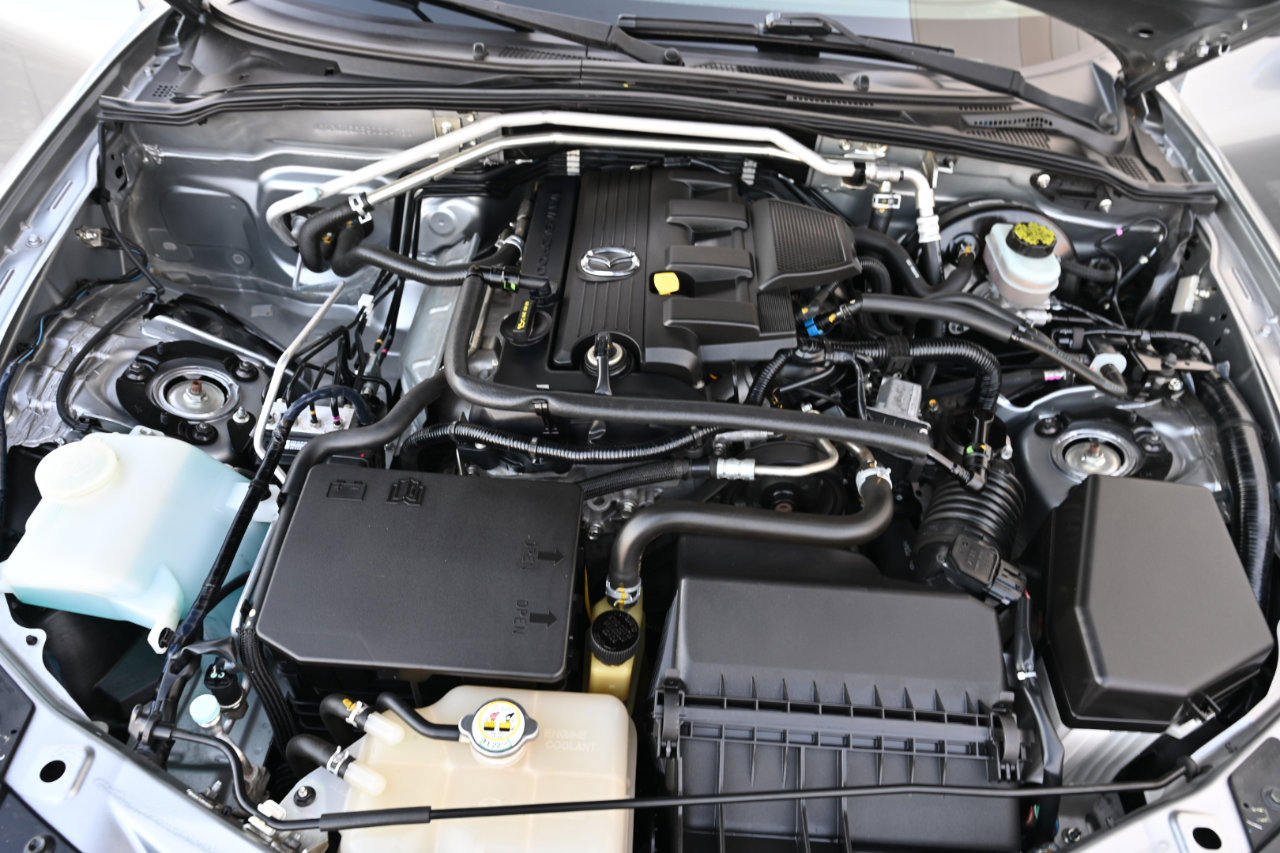 Used 2009 MAZDA MX-5 Miata Sport image 30