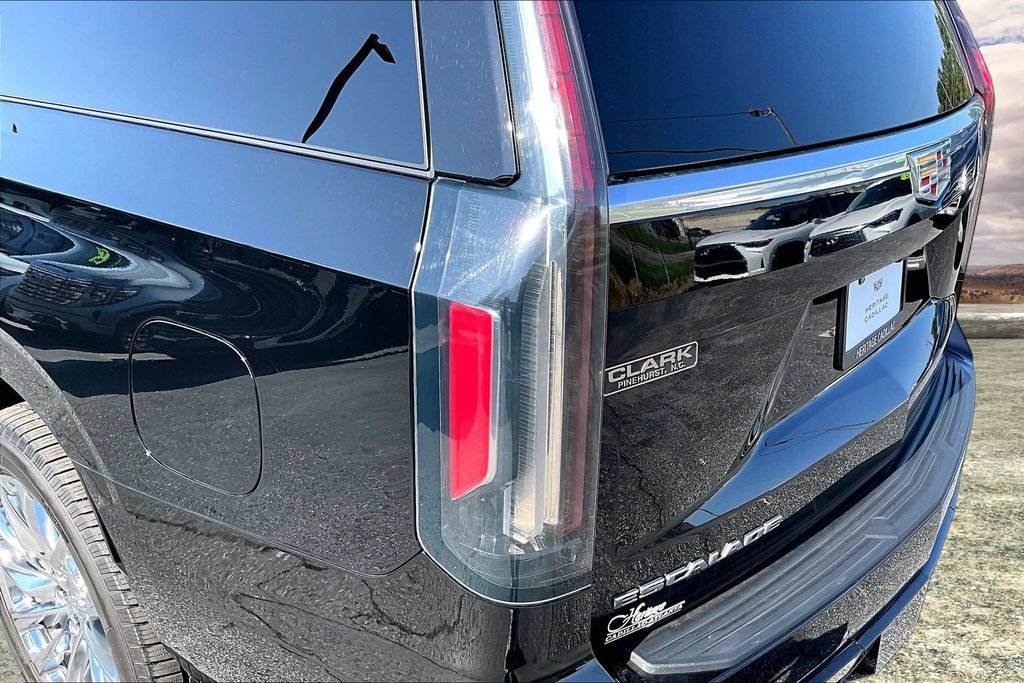 Used 2021 Cadillac Escalade ESV Premium Luxury Platinum AWD/4WD image 23