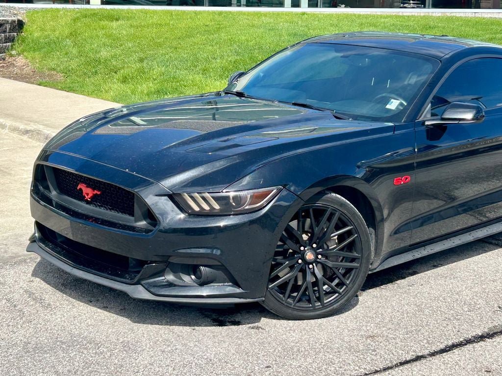 Used 2016 Ford Mustang GT Premium RWD image 2