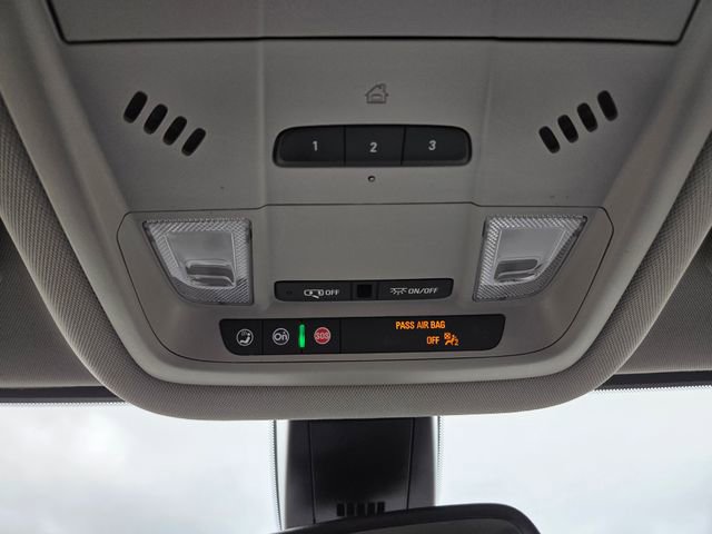 Used 2021 GMC Acadia SLT w/ Technology Package image 31