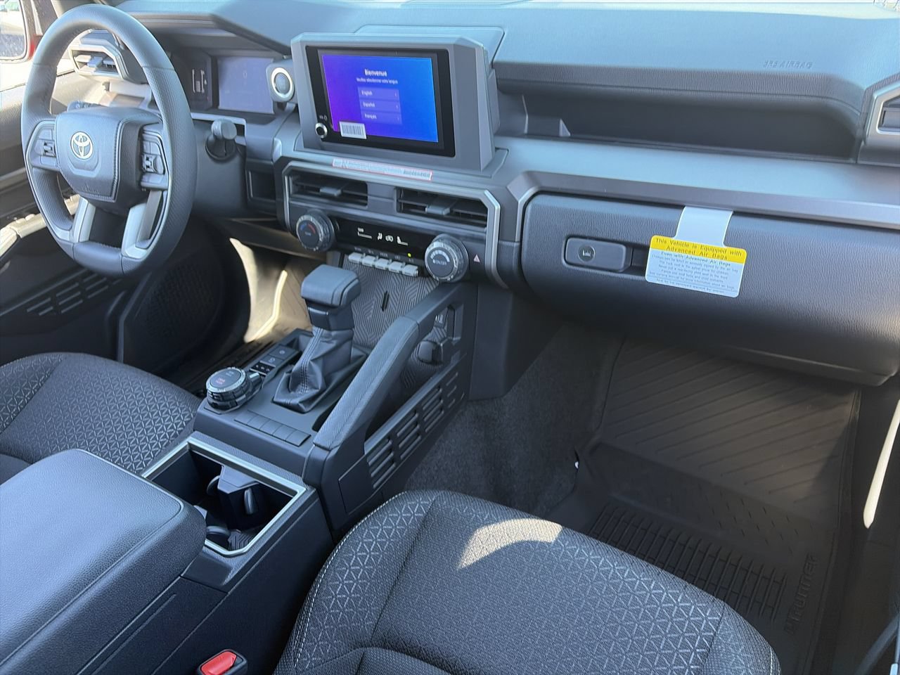 New 2026 Toyota 4Runner SR5 AWD/4WD image 25