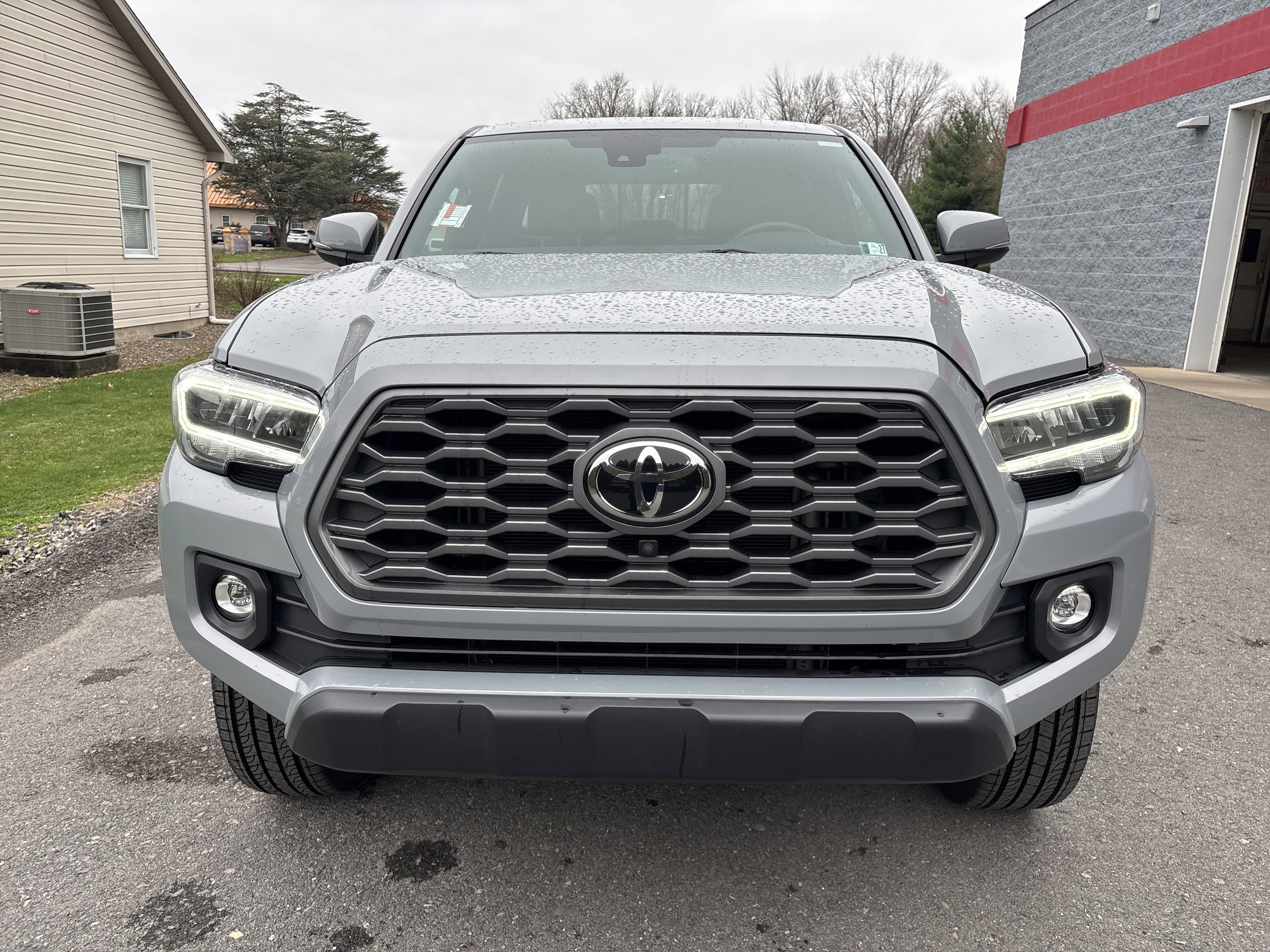 Used 2021 Toyota Tacoma TRD Off-Road w/ TRD Premium Off Road Package image 8