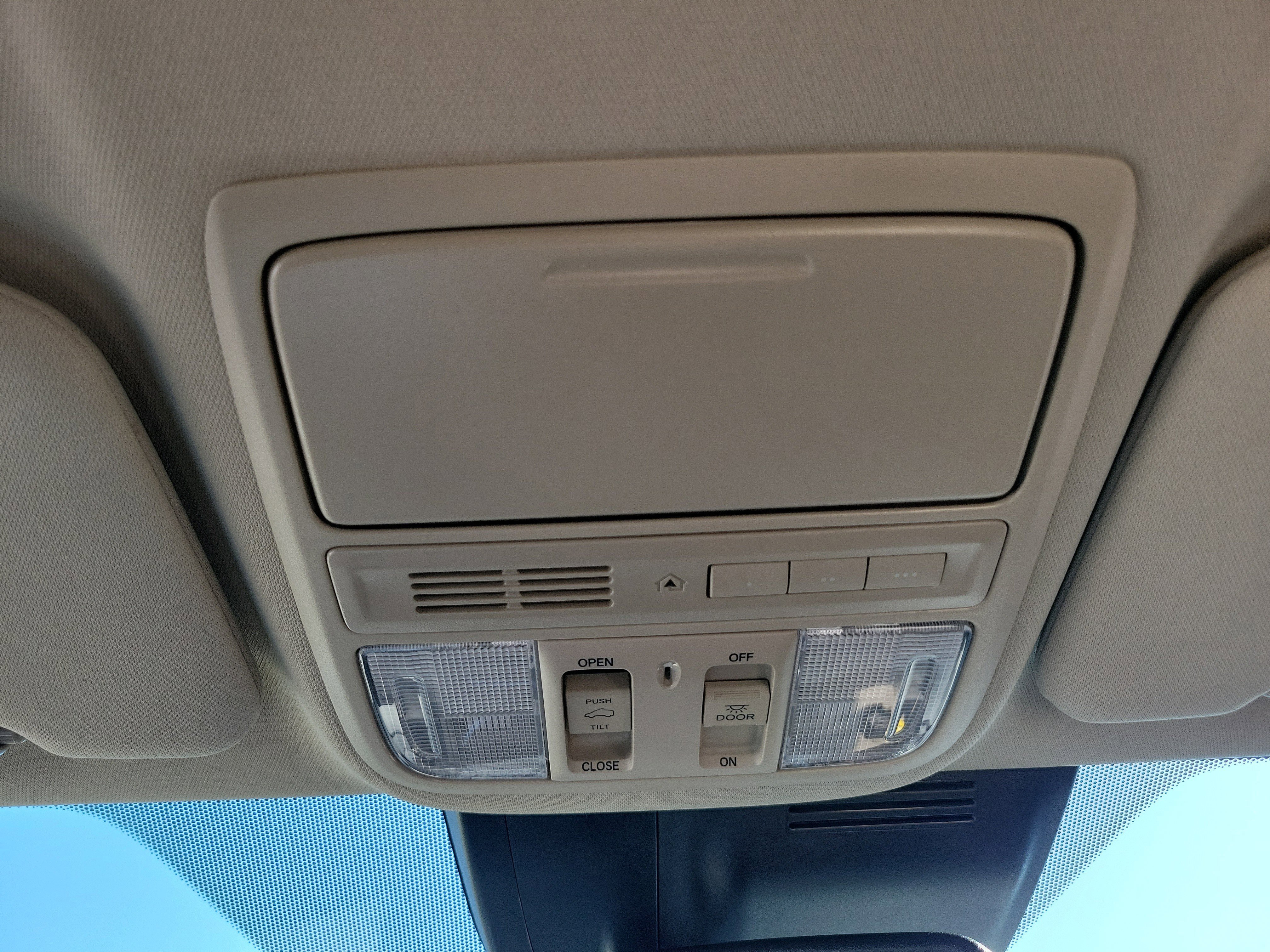 Used 2018 Honda CR-V Touring image 22