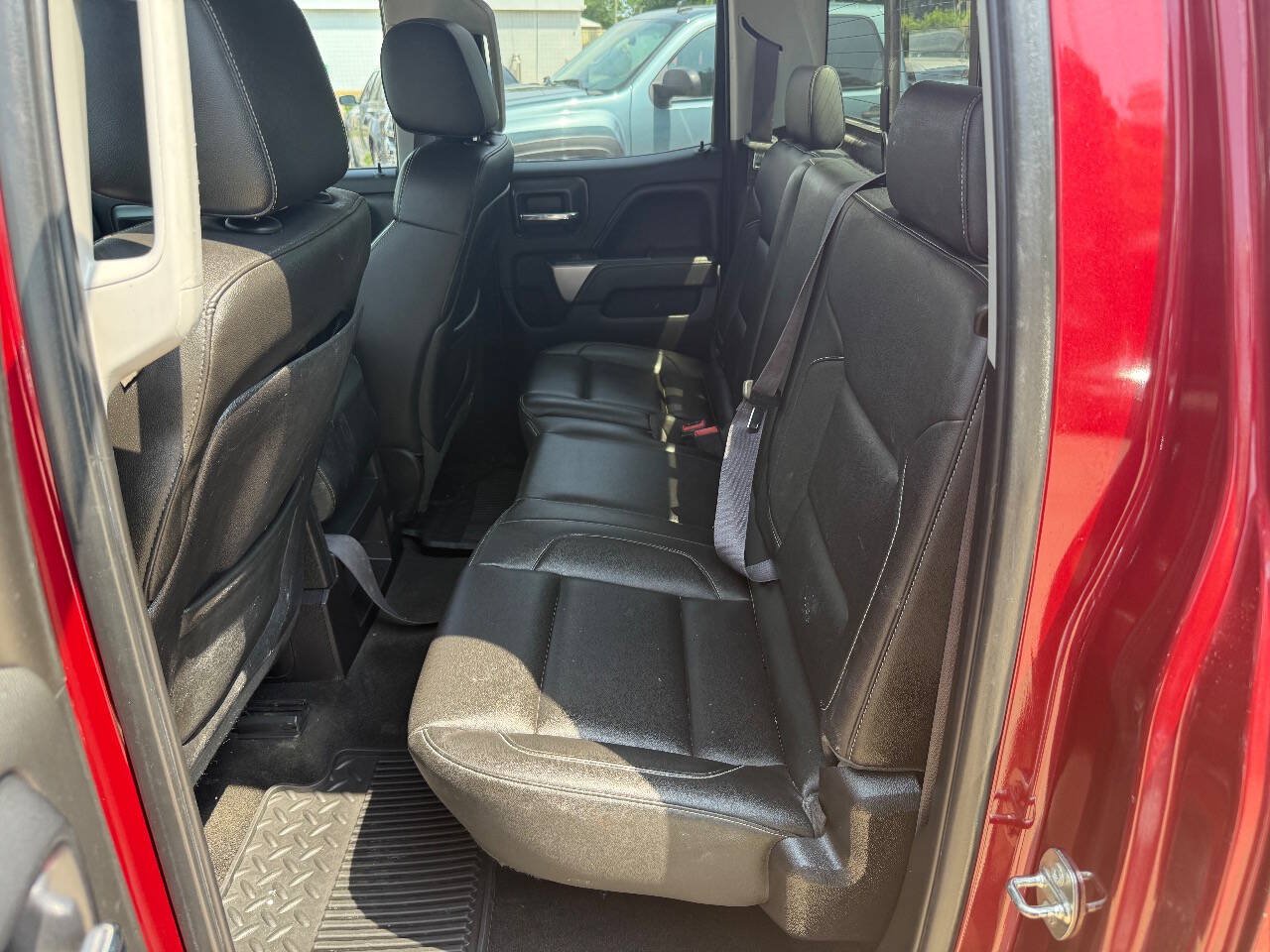 Used 2015 Chevrolet Silverado 1500 LTZ AWD/4WD image 13