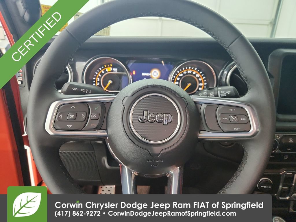 Used 2023 Jeep Wrangler Unlimited Sahara AWD/4WD image 21