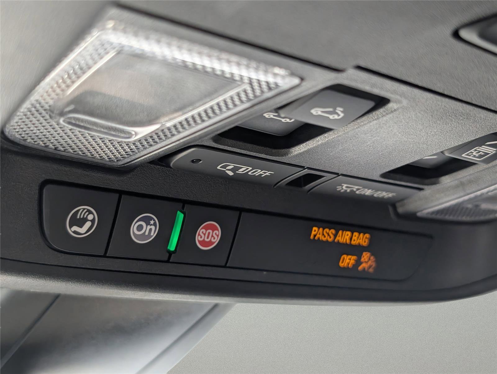 Used 2021 Chevrolet Blazer RS w/ Enhanced Convenience Package image 21